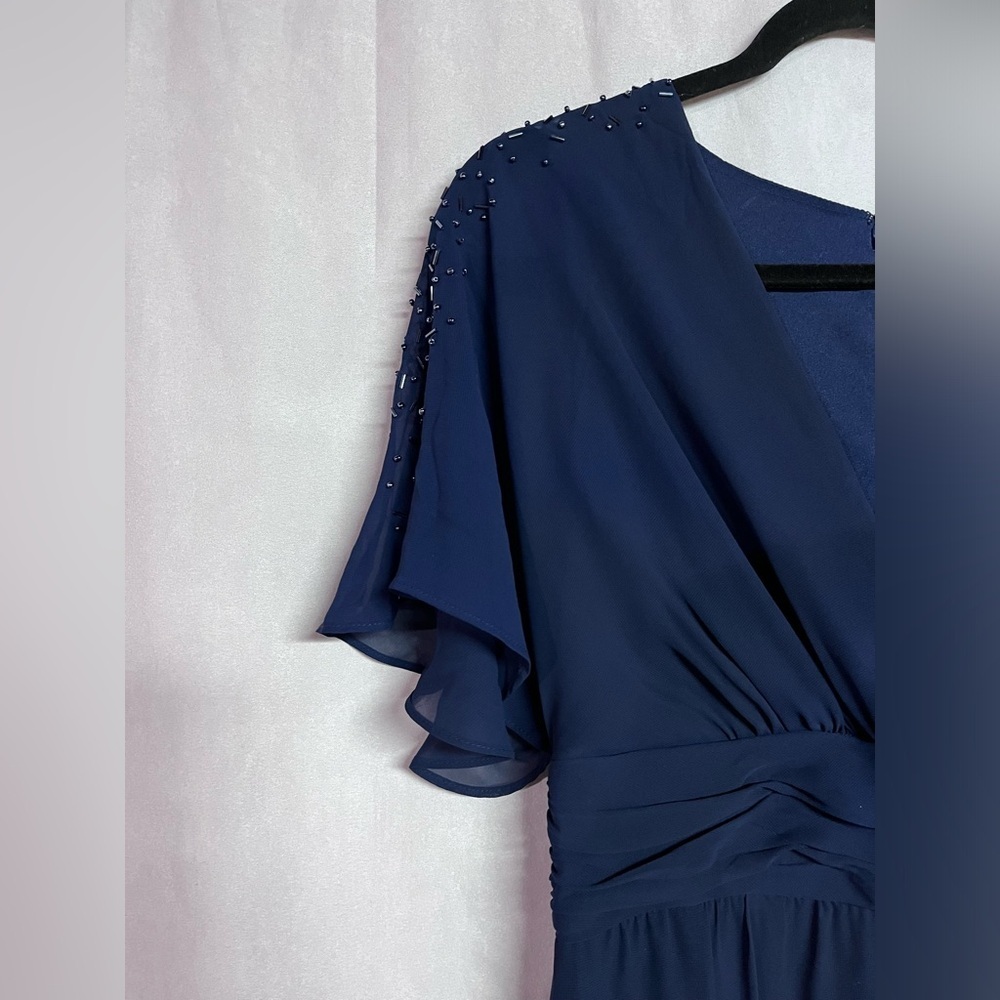 SLNY V Neck Beaded Shoulders Wrap Dress Size 8 NWT - Picture 10 of 10